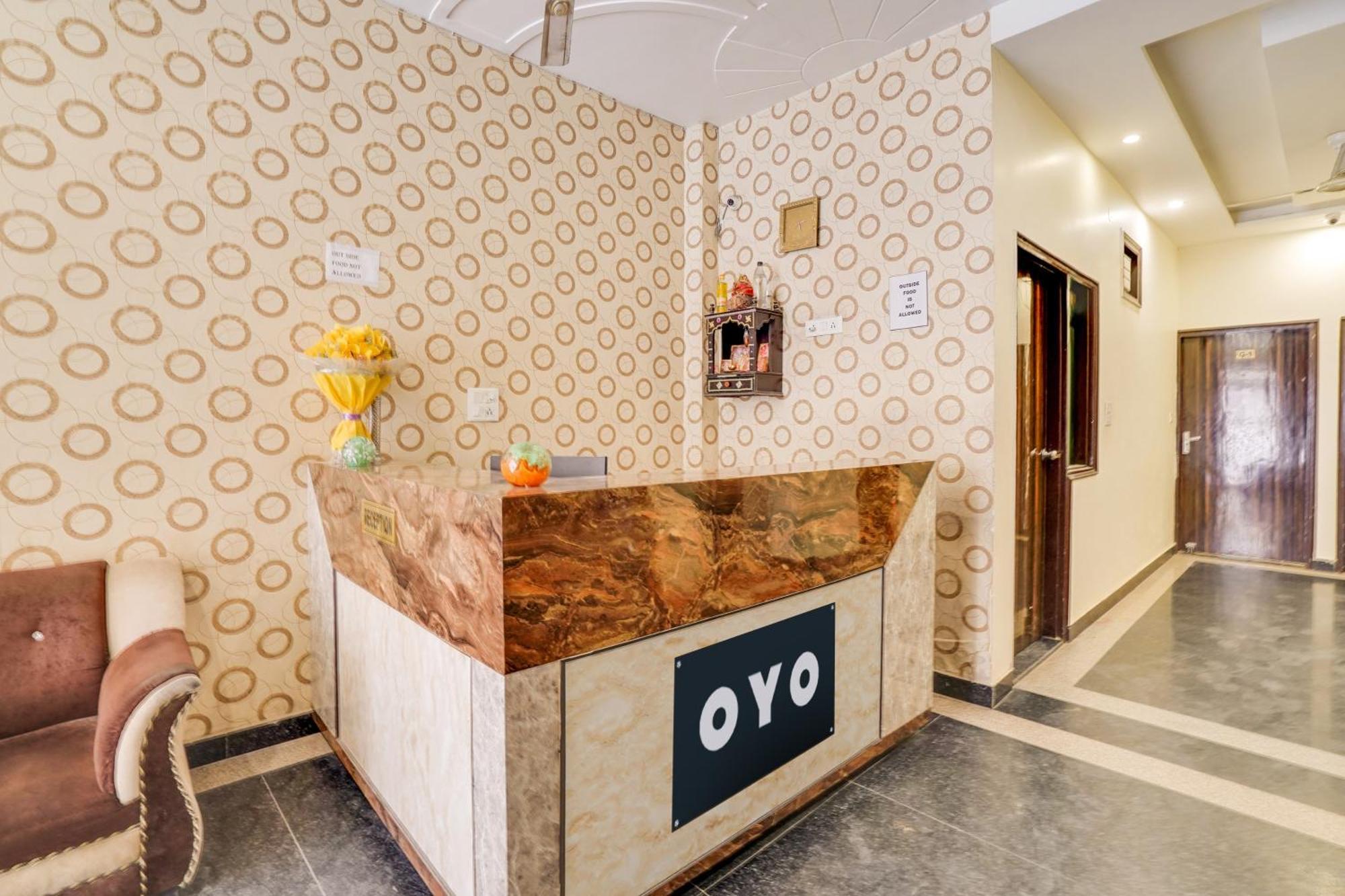Hotel O Tavish Inn Нью-Дели Экстерьер фото